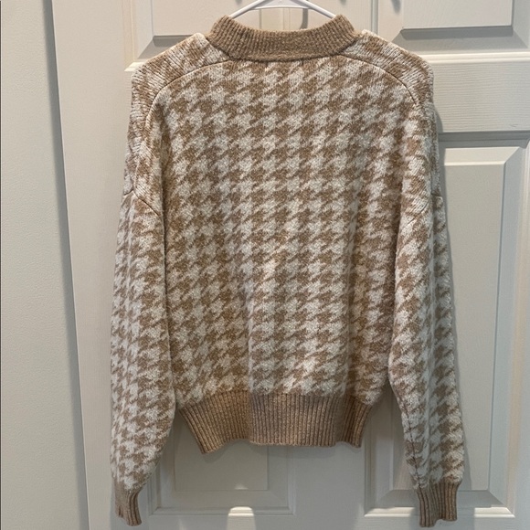 H&M Light Brown Knit Pullover - Picture 3 of 4